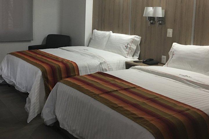 Hangar Inn Guadalajara Aeropuerto San Jose del Castillo Zewnętrze zdjęcie