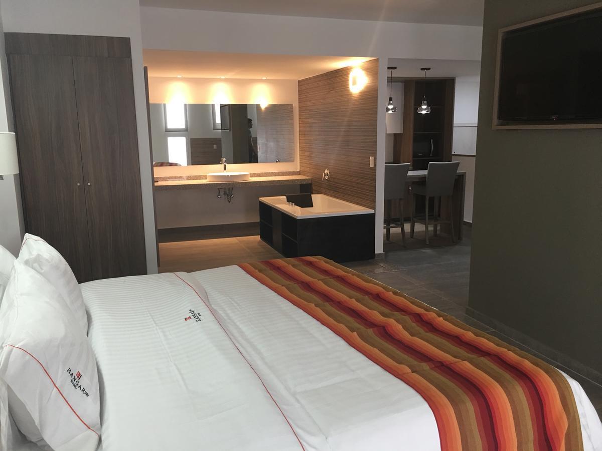 Hangar Inn Guadalajara Aeropuerto San Jose del Castillo Zewnętrze zdjęcie
